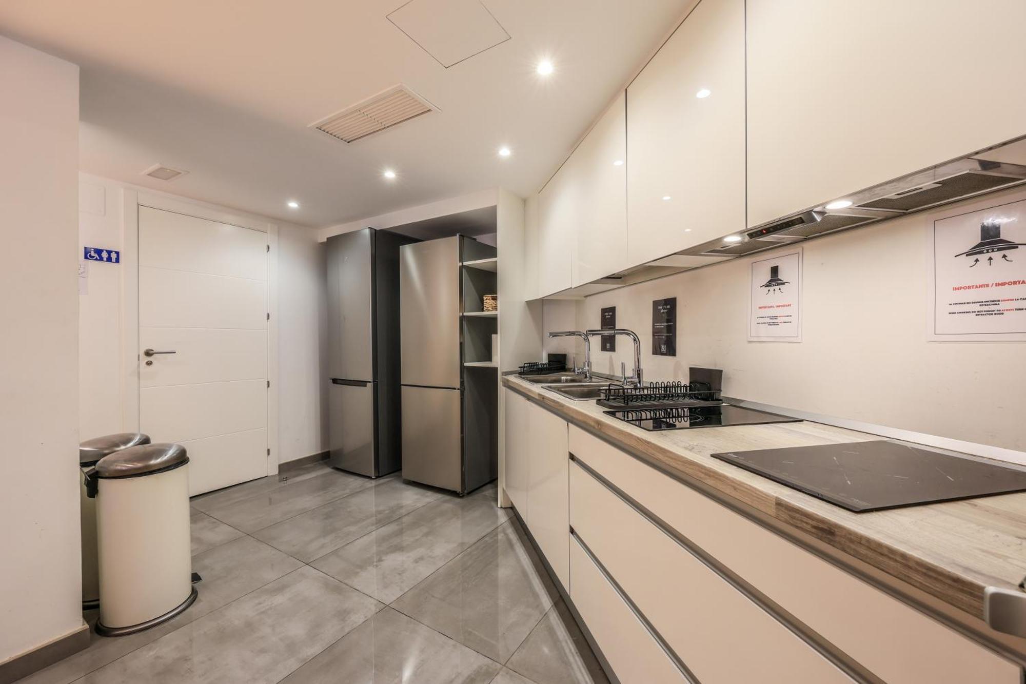 Amazinn Places Blasco De Garay 113 Madrid Exterior foto